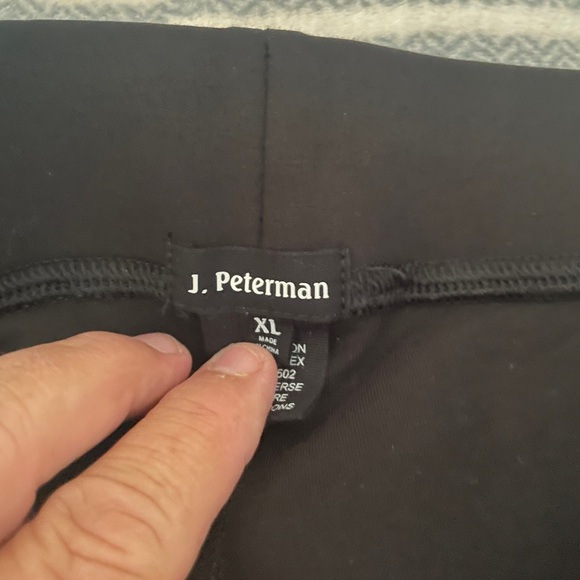 J Peterman Essential Leggings. Black Size XL Never worn. - Picture 2 of 4